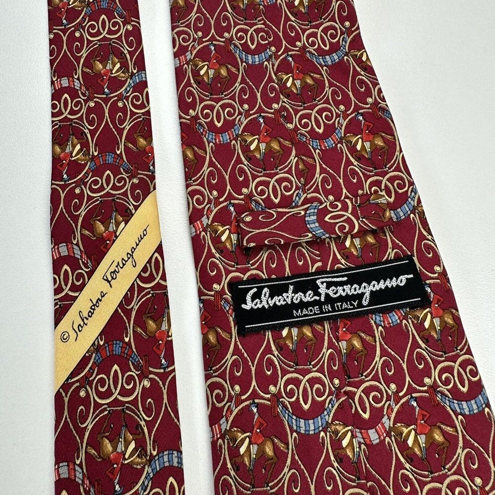 Salvatore Ferragamo Mens Tie Race Horses & Jockey Red Silk‎ 3.75" x 56" euc